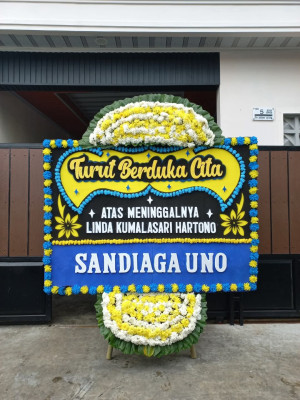 Papan Bunga Duka di Manado Tua Satu